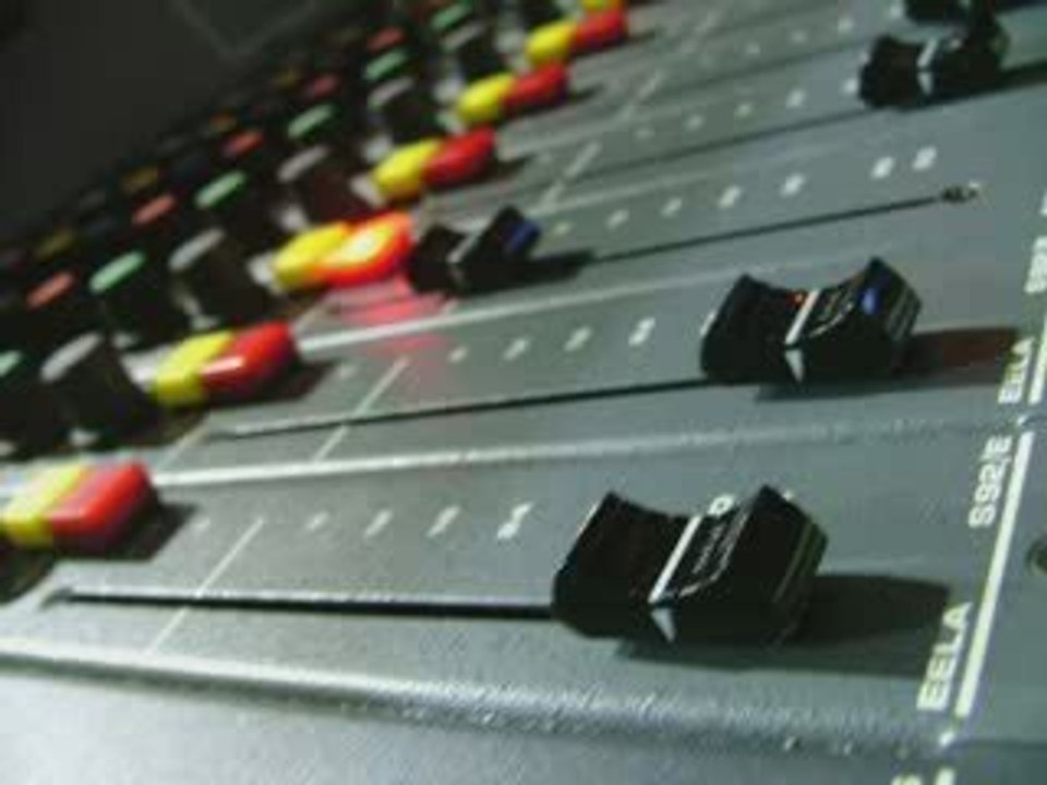 Neset Ertas Mapushanelere Attim Postu