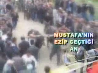 Muhabirin Zor Anları....