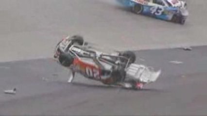 NASCAR Sprint cup Dover 2009 Massive crash