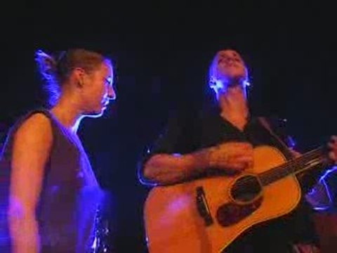 Milow - Stephanie (acoustic) (live Lausanne 25/09/09)