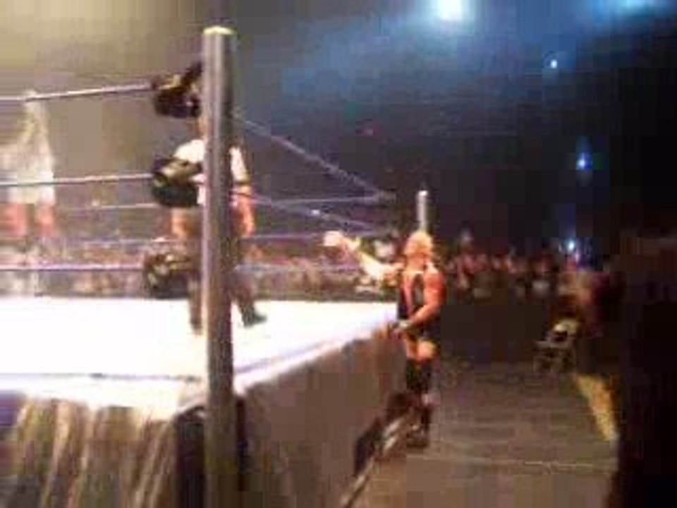 Bercy 27/09/2009 - Smackdown/ECW - Ziggler se promene :p