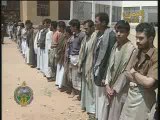 عشرات من الإرهابيين الحوثيين يستسلمون للجيش اليمني في صعدة