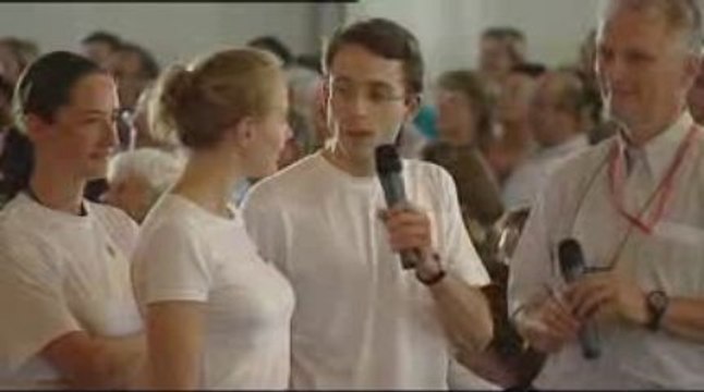 Paray-le-Monial : départ de 85 humanitaires catholiques