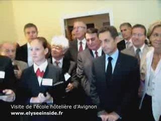 Nicolas Sarkozy visite l'école hôtelière d'Avignon
