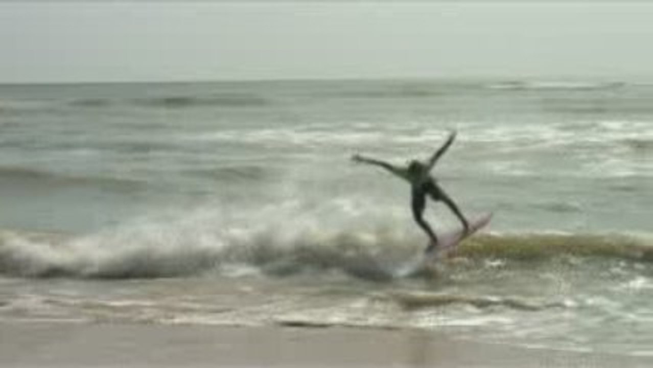 Skimboard contest with Axel Cristol at l'Ecuissière 05/09/09