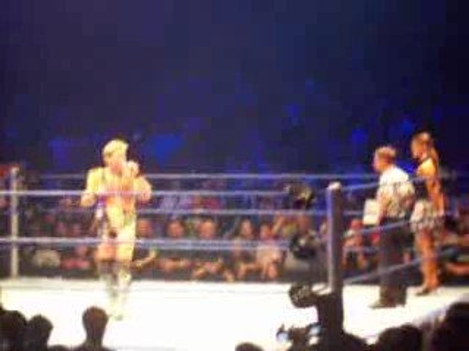 Bercy 27/09/2009 - Smackdown/ECW - Speach de Jericho