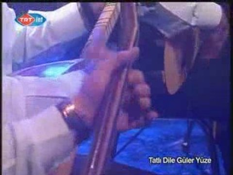 Sevcan Orhan- Canli Performans (Tatlı Dile Güler Yüze )