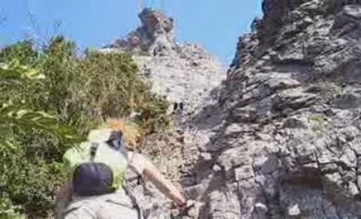 Ascension du Puech de Bugarach