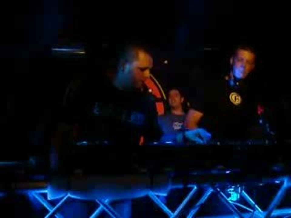 Donkey Rollers live Melbourne 2009