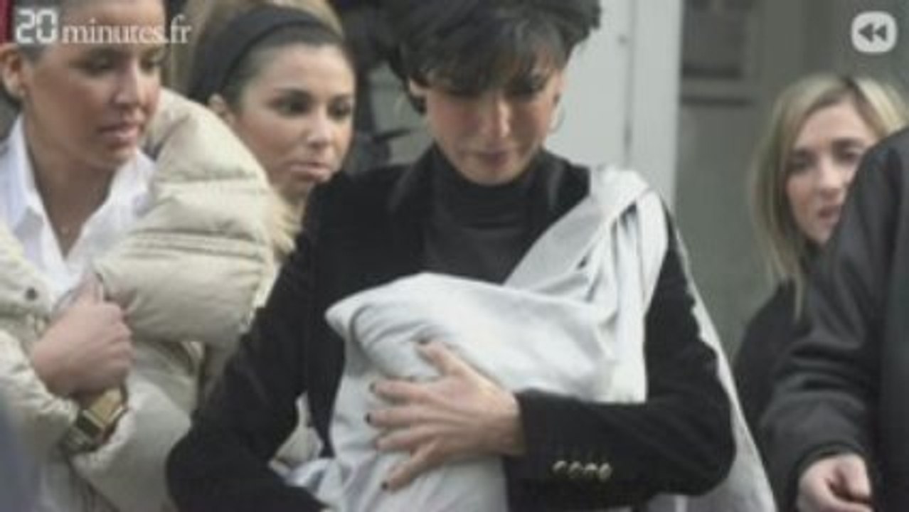 Rachida Dati avait un porte-bébé vide - Rewind 30 septembre