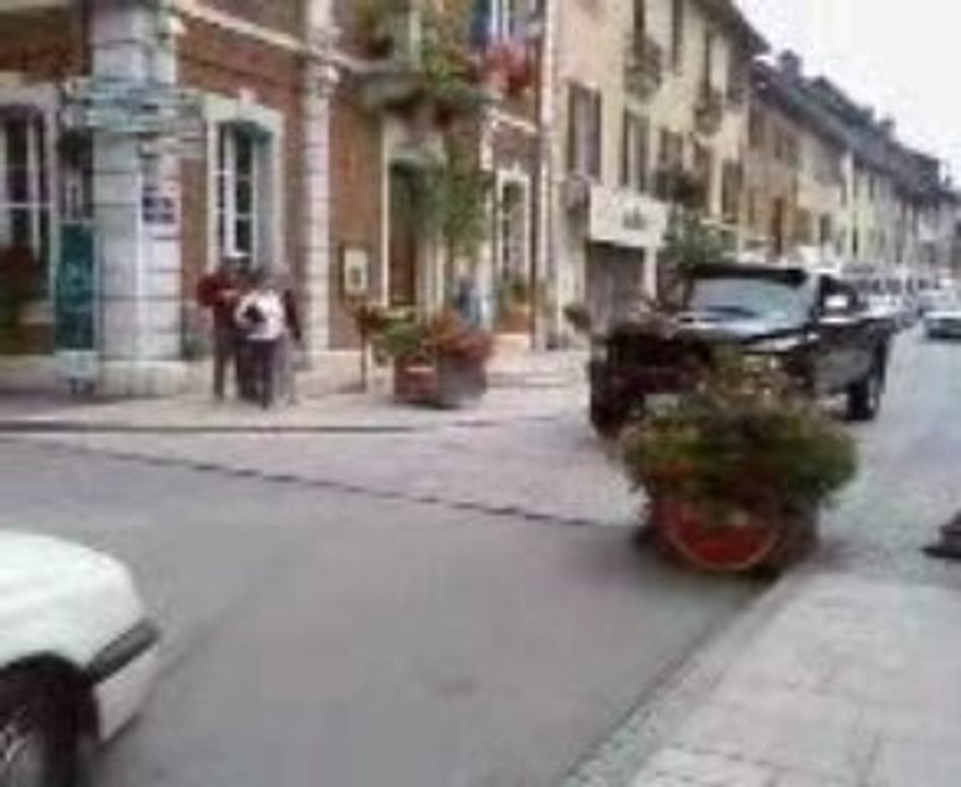 défilé de belle voiture 2