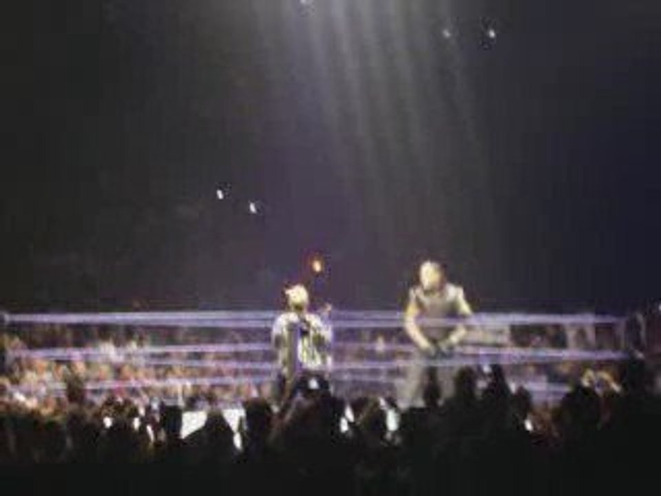 Entrée de l'Undertaker Bercy 27.09.09