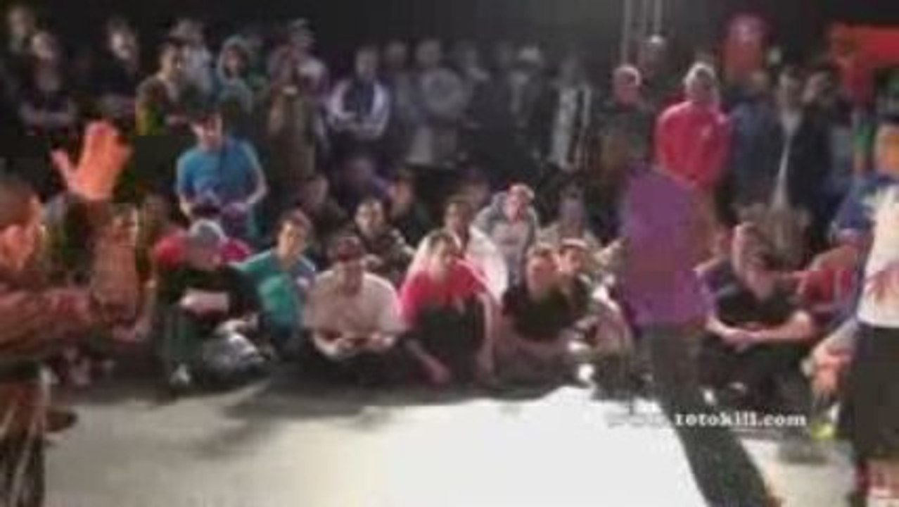 Hoochen Vs Smokemon - Battle of Honour 2009