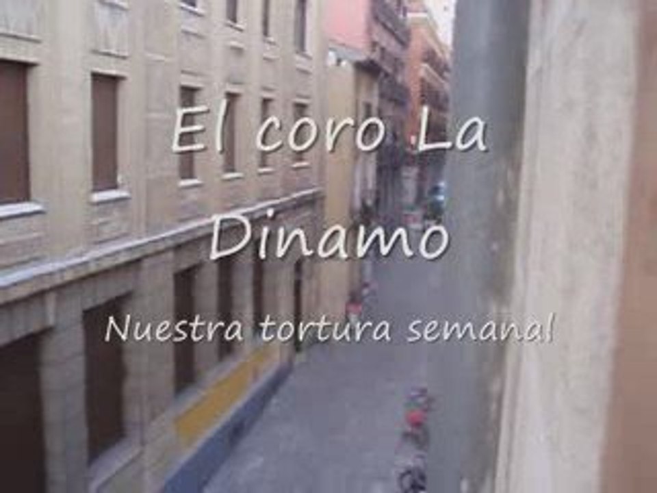 VECINOS DEL PATIO MARAVILLAS 07