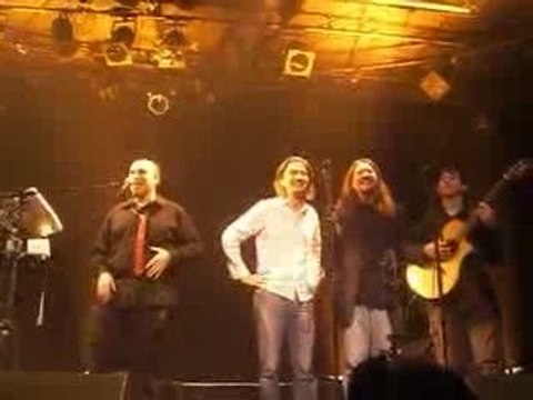 Alex et sa guitare {avec les Joyeux Urbains} @ L'Européen