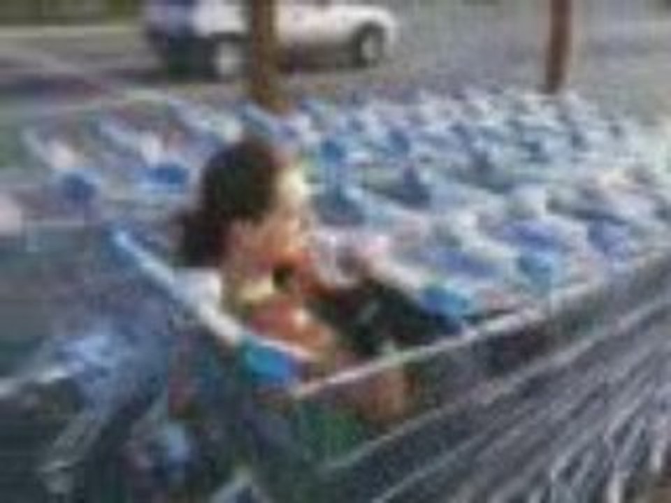 Le drame des enfants oubliés dans le caddies