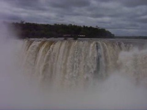 Chutes d iguazu vues d argentine.