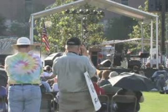 Nick Carbone speaks at the Houston Tea Party