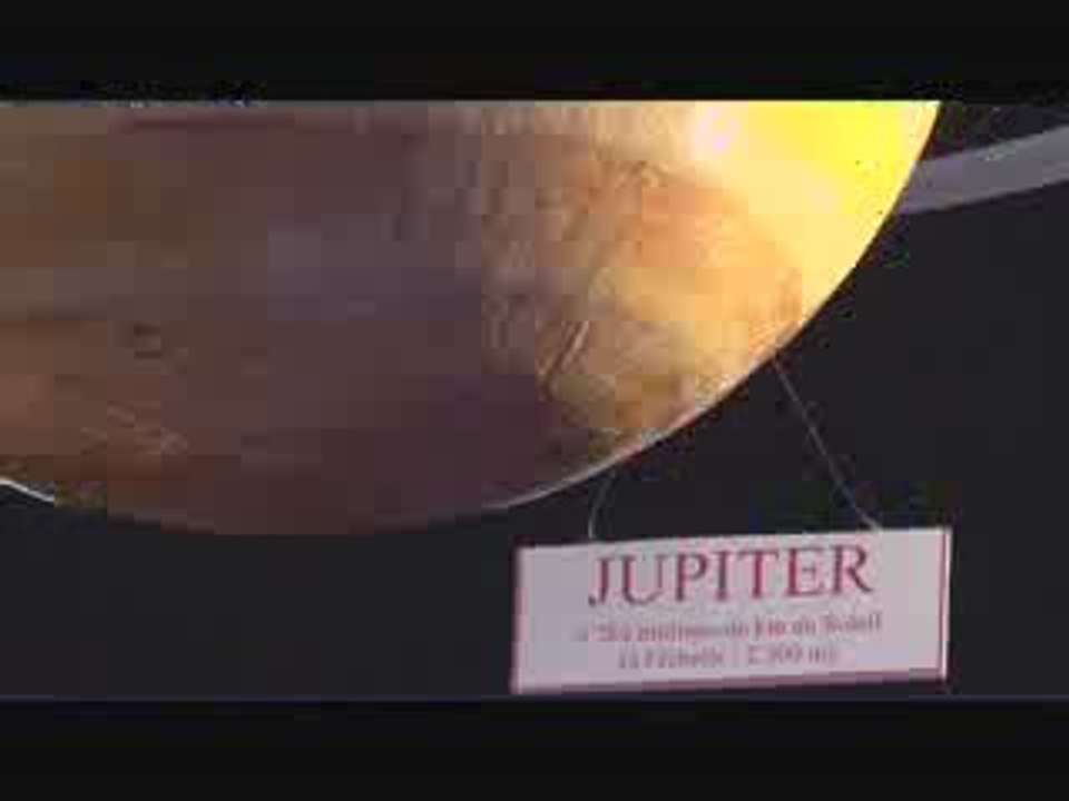 L'espace au secours de la terre : l'inauguration (Marseille)