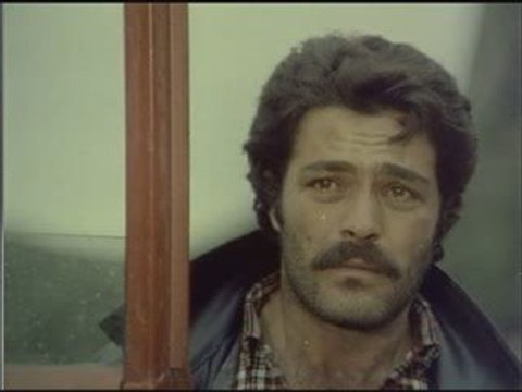 Cahit Berkay - Selvi Boylum Al Yazmalım