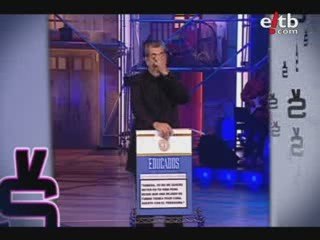 VS: Azkuna baila y Ares no se ríe