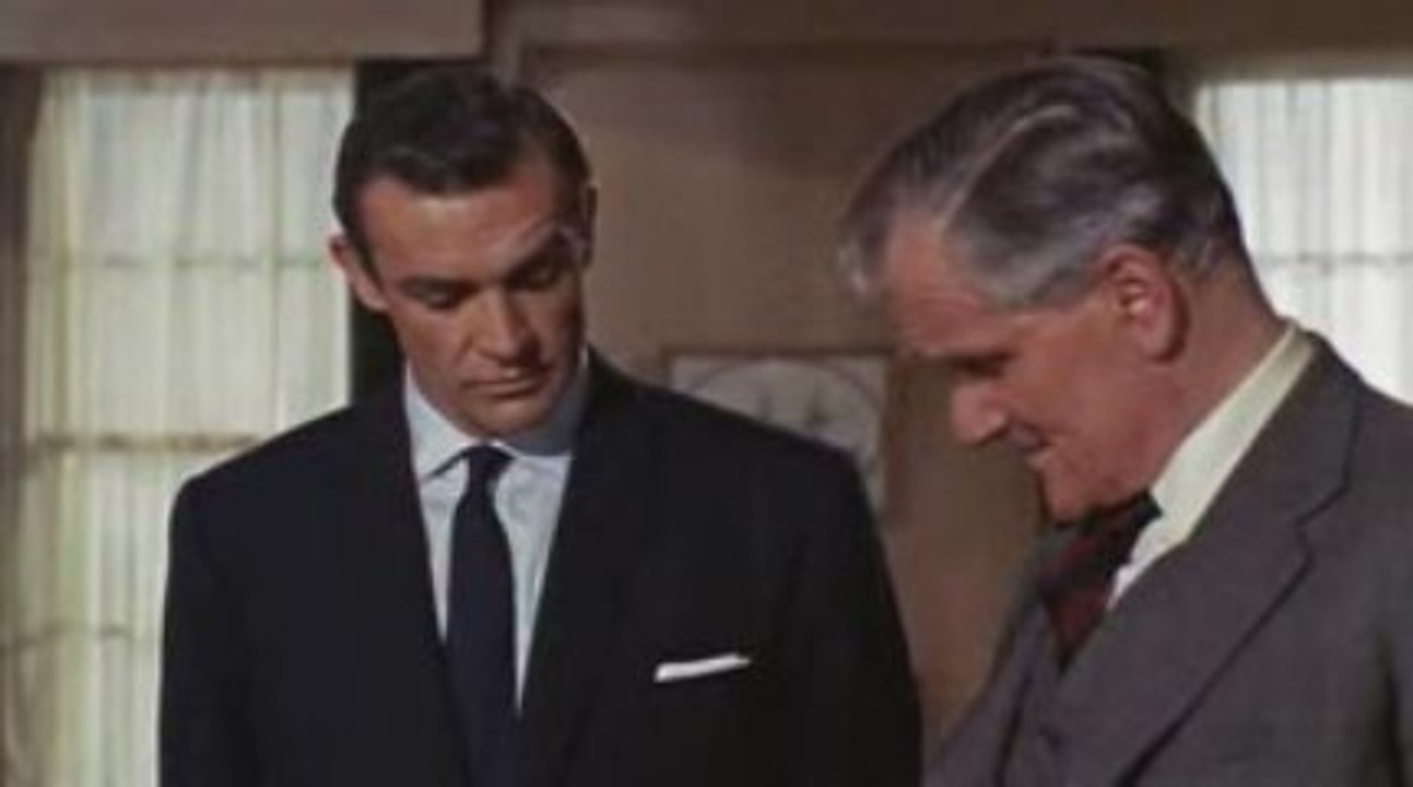 Le kit du parfait petit chasseur offert à James Bond