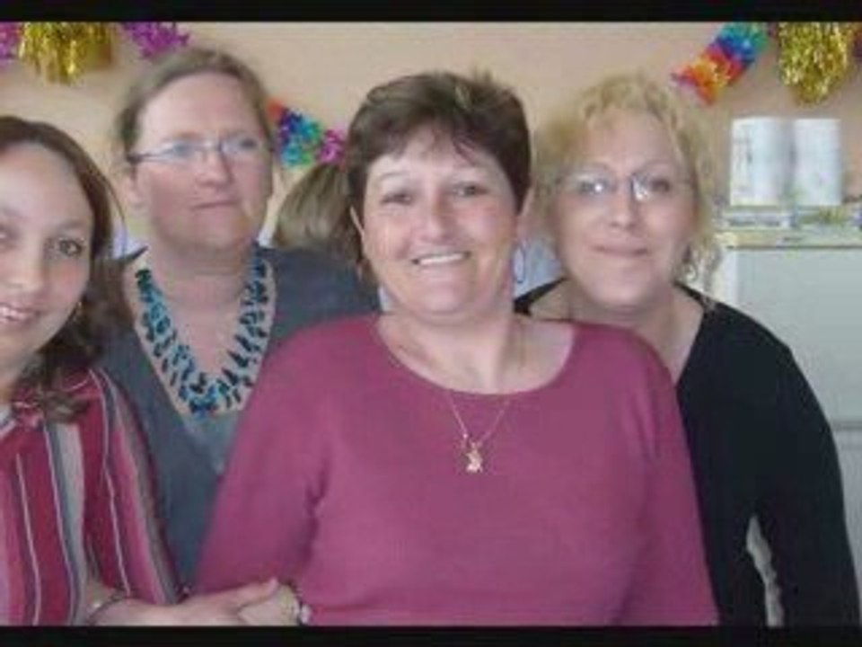 moi et mes copines en plein delire ...comme toujours!!!