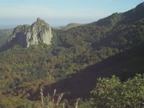 Massif du Sancy: Les Roches Tulilère et Sanadoire