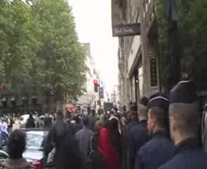 Le Collectif des Mal-logés en Colère chez Jean-Marie MESSIER