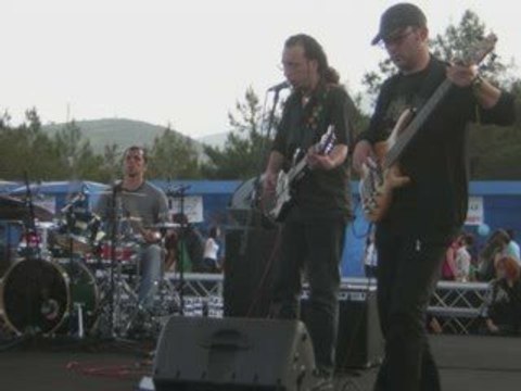 Turgay & Frekans - Zaman Geçer