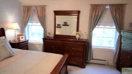 Nashua, New Hampshire real estate - 3 Dora Street