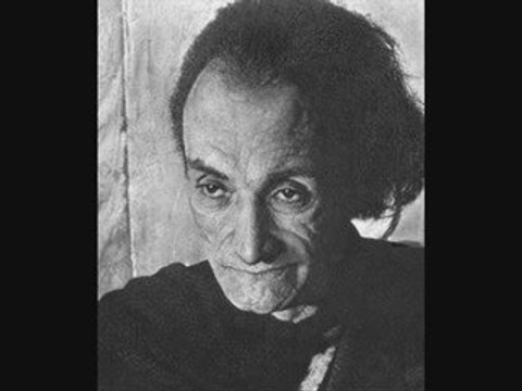 La ou ca sent la merde ca sent l'Etre...