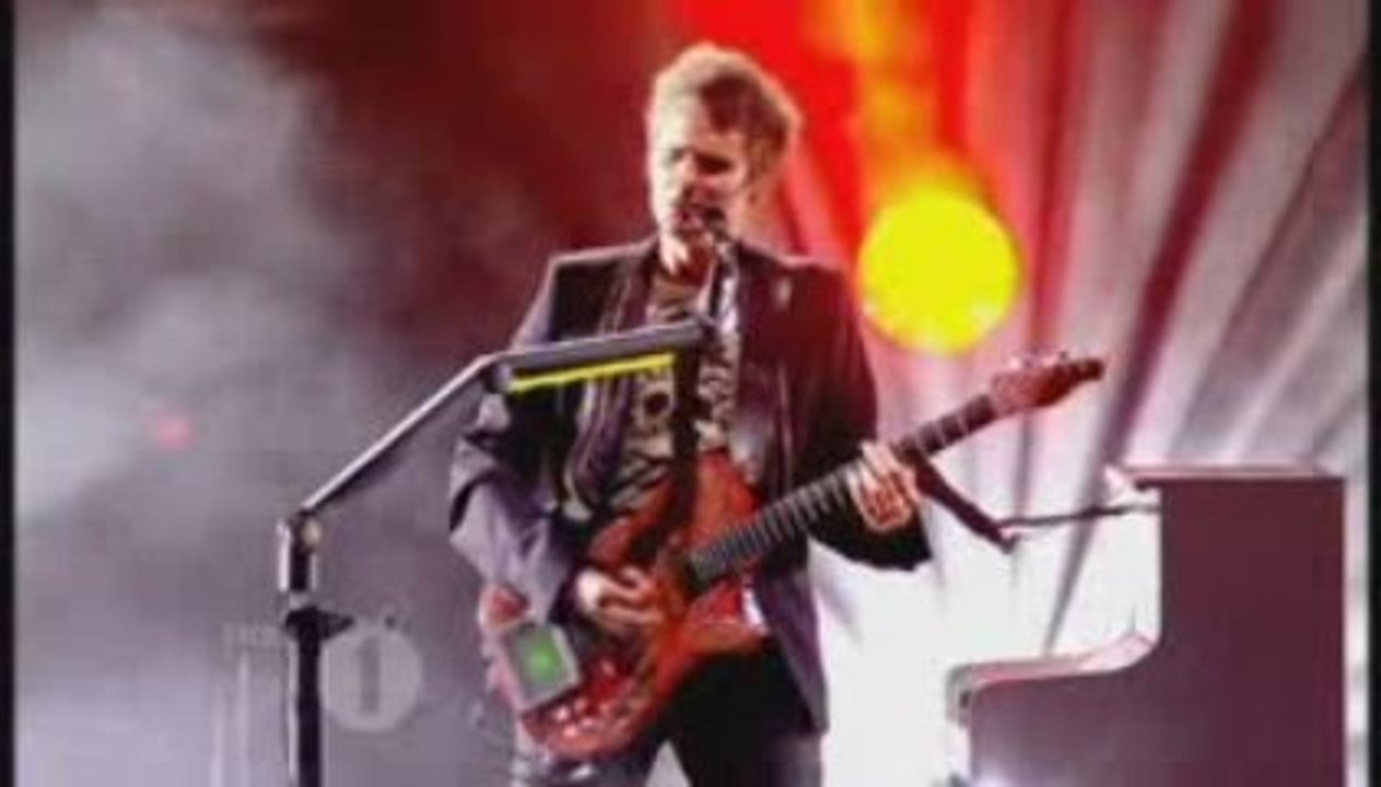 02 - Supermassive Black Hole