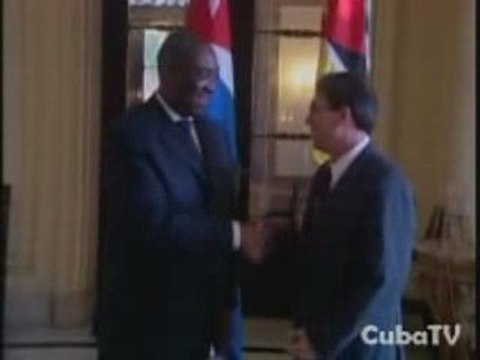 Dialogan cancilleres de Cuba y Mozambique