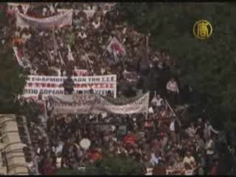 Greek Prime Minister Calls for Early Elections