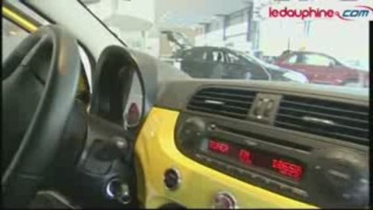 pilote clip auto voix off