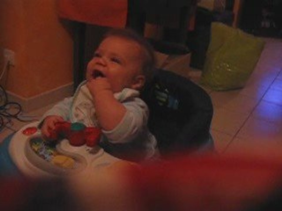 Premier fou rire d'Arsène