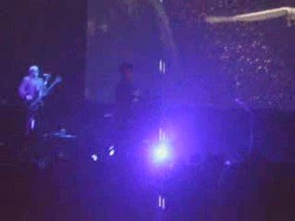 Indochine 06.10.09 - J'ai Demandé A La Lune