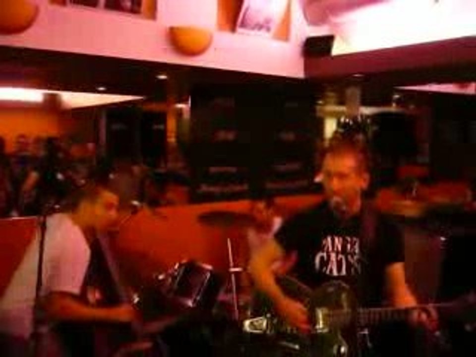 THE ANGRY CATS - L'ESCALE - 10 OCT 2009