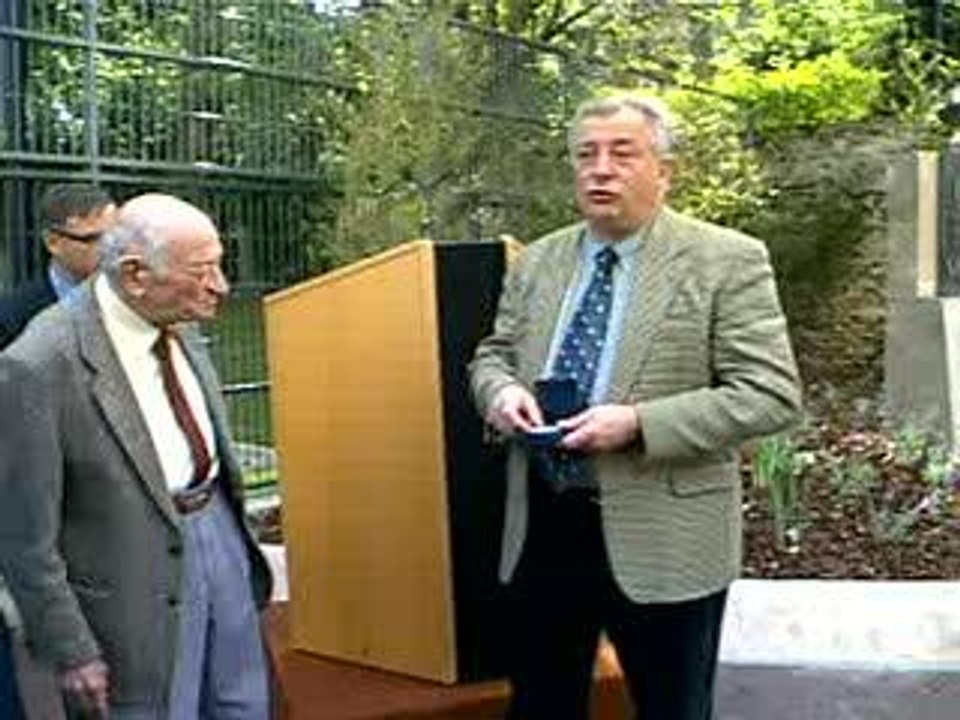 Le buste de Jean Moulin inauguré