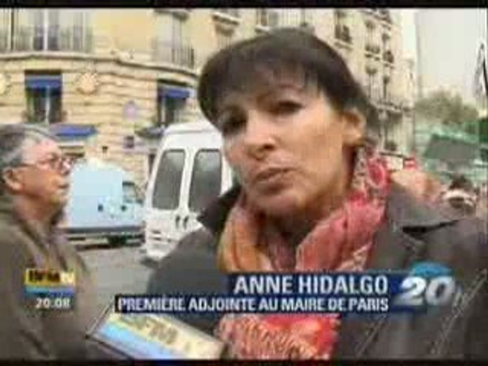 Anne Hidalgo vote contre la privatisation de la Poste