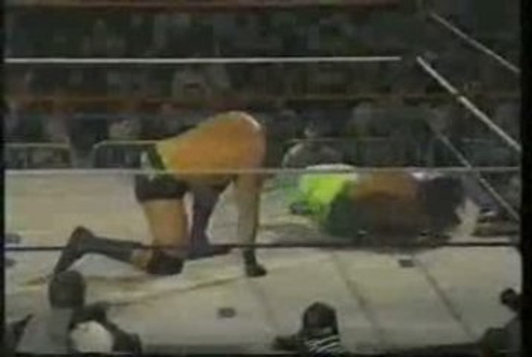 Mike Awesome vs Sabu