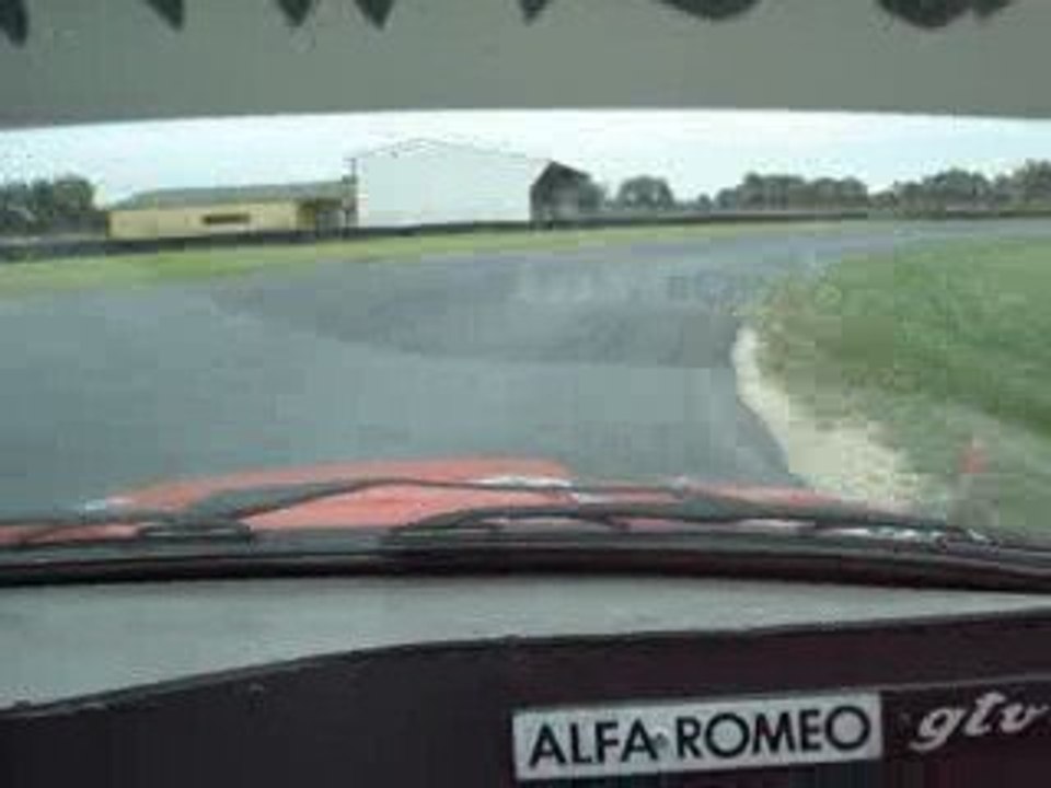 Lurcy Levis 4 octobre 2009 / alfa roméo gtv6 (part III)