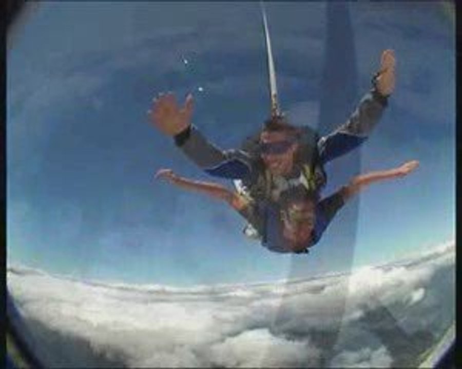 saut en parachute tandem de vivien à cahors