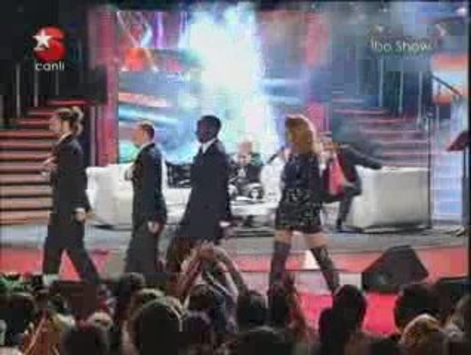 Hadise DumTek Tek Ibo Show