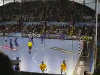 penalty arrêté par Stojinovic et  but sur contre-attaque