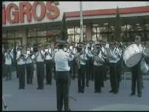 HAVA KUVVETLERİ BANDOSU es-es marşı