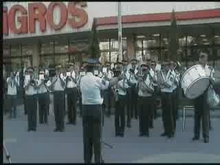 HAVA KUVVETLERİ BANDOSU es-es marşı