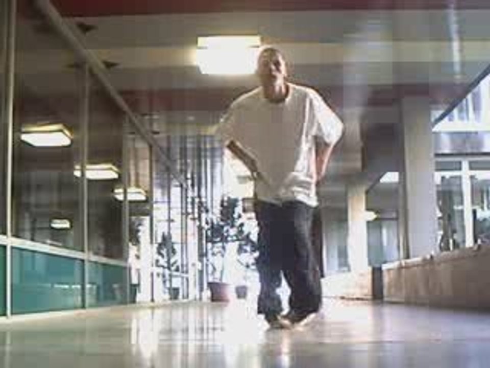 Battle Crip Walk Vs EskRo