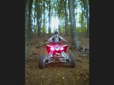 Je monte tu montes et boom 1/2